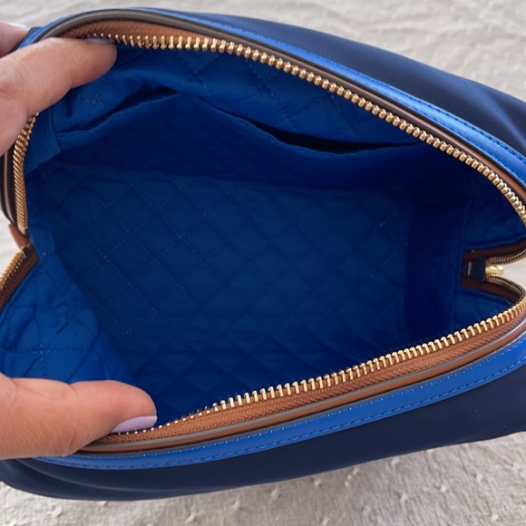 Tory Burch Perry Nylon Block Small Cosmetic Case Royal Blue size 8”In x 6”x4 In - Picture 6 of 8